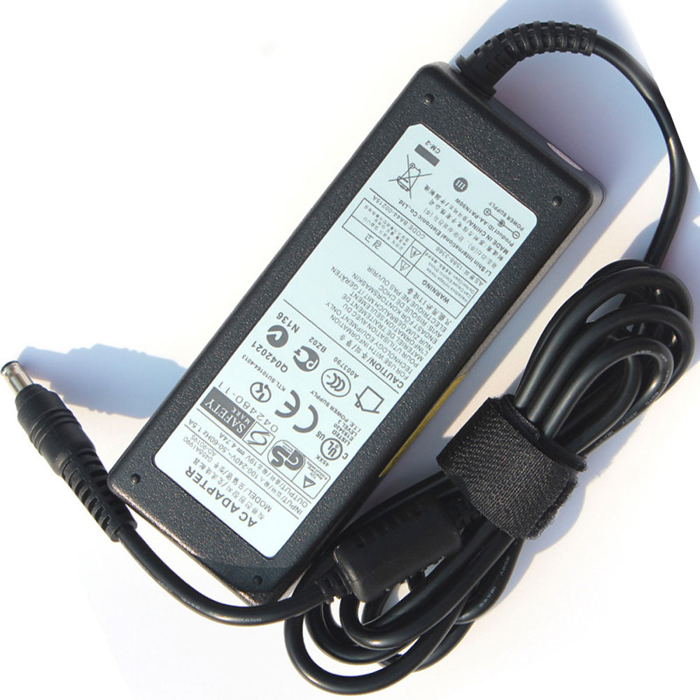 504030-015 chargeur pc portable / AC adaptateur