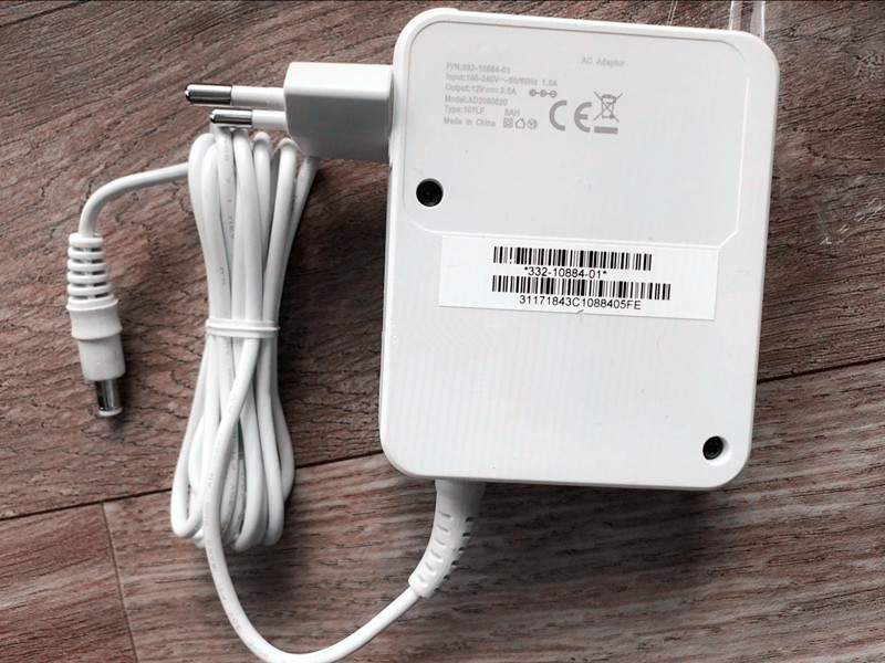 332-10886-01 chargeur pc portable / AC adaptateur